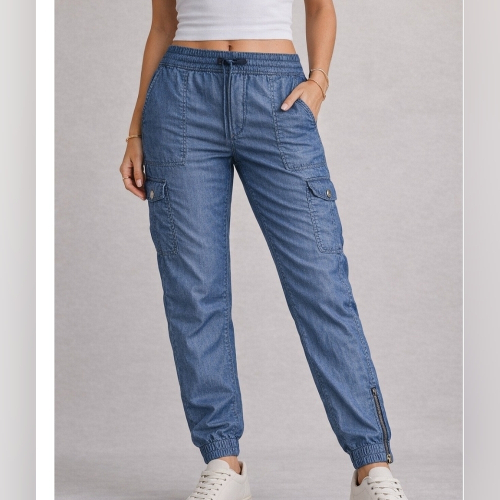 Forenza Women's Light Blue Ankle Cargo Jeans